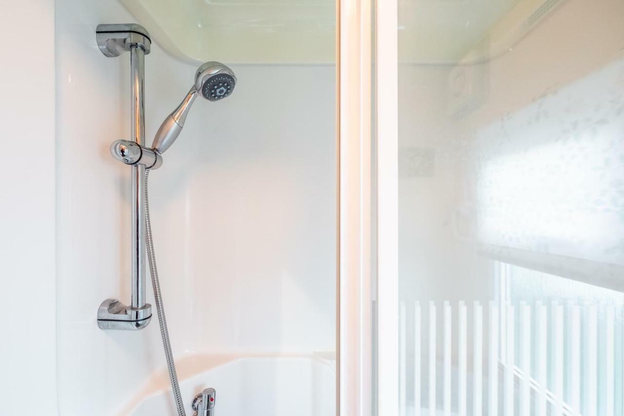 Caravan Beach Holiday Hotel Saint Osyth Екстериор снимка